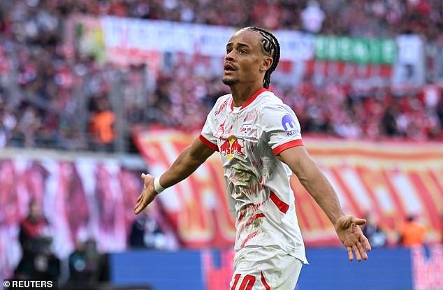 發現:切爾西(Chelsea)為奧克·西蒙(Aukh Simon)的衝突即將完成時,與RB Leapsg的Bundsilga揭幕戰對陣Baren Munich僅幾天之遙。 發現:切爾西(Chelsea)為奧克·西蒙(Aukh Simon)的衝突即將完成時,與RB Leapsg的Bundsilga揭幕戰對陣Baren Munich僅幾天之遙。