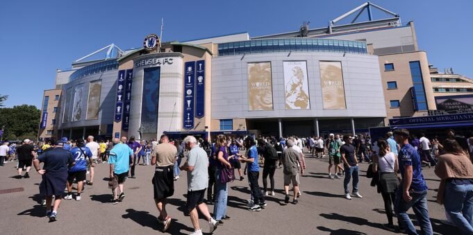 切爾西vs.法勒姆 – 英超聯賽：歡迎來到斯坦福橋（Stamford Bridge），以獲得西倫敦（West London Derby）的直接分數，團隊新聞和更新。