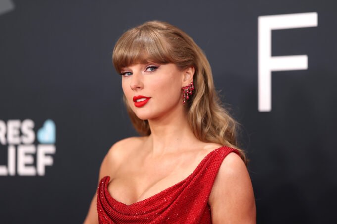 泰勒·斯威夫特(Taylor Swift)對共和黨人的受歡迎程度通過兩個數字降低:一項民意調查 泰勒·斯威夫特(Taylor Swift)對共和黨人的受歡迎程度通過兩個數字降低:一項民意調查