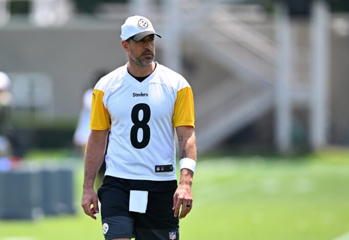 Mike Tomlin Mike Tomlin解釋了亞倫·羅傑斯(Aaron Rodgers)的宇宙是“傳染性”的原因 Mike Tomlin Mike Tomlin解釋了亞倫·羅傑斯(Aaron Rodgers)的宇宙是“傳染性”的原因