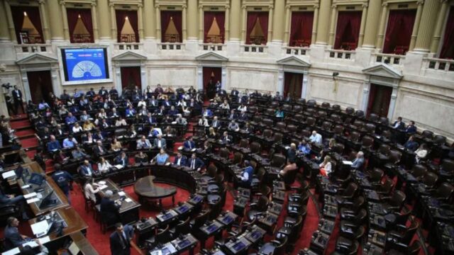 在保守派的幫助下,該裁決具有否決權,以增加政治退休 在保守派的幫助下,該裁決具有否決權,以增加政治退休