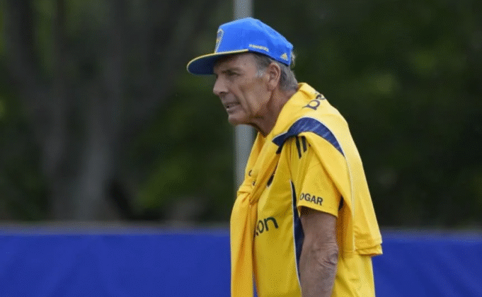 米格爾·安吉爾·盧梭(Miguel Angel Rousseau)將使博卡(Boca)對陣Panfield Boca Juniors的變化 米格爾·安吉爾·盧梭(Miguel Angel Rousseau)將使博卡(Boca)對陣Panfield Boca Juniors的變化