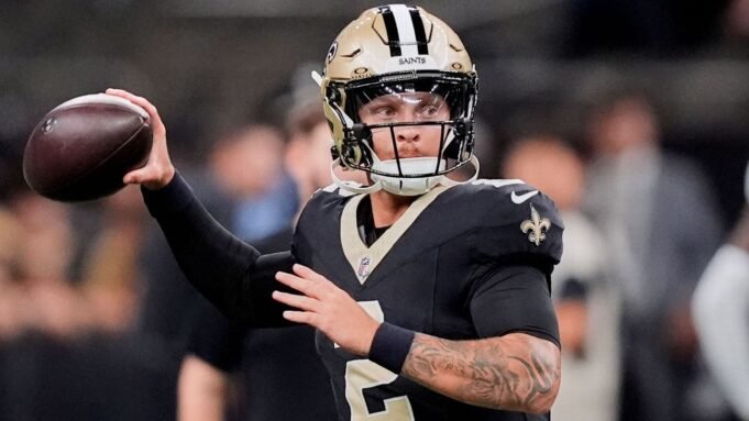斯賓塞·拉特勒(Spencer Rattler)致電Saints的首發QB開幕季 斯賓塞·拉特勒(Spencer Rattler)致電Saints的首發QB開幕季