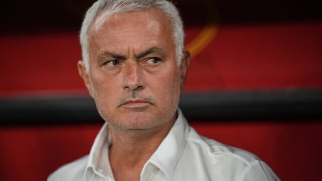 穆里尼奧（Jose Mourinho）達到了一個1億美元的里程碑