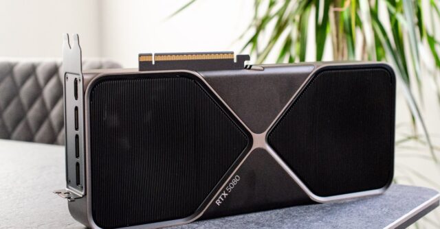 257531_Nvidia_RTX_5080_TWarren_0002.jpg
