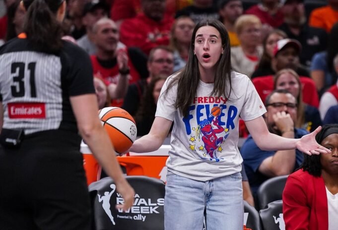 麗莎·萊斯利（Lisa Leslie）建議發燒關閉加泰羅尼亞克拉克