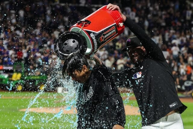 美國職業棒球大聯盟（MLB）綜述：喬納·湯（Jonah Tong）贏得了第一場胜利