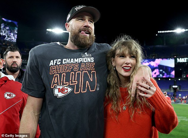 84046719-13346179-New_data_reveals_that_Taylor_Swift_flew_her_two_private_jets_rou-a-2_1714047860523.jpeg
