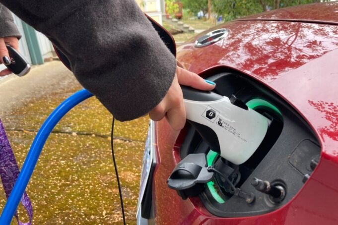 “巨大的變化”:俄勒岡州可以為每英里的電動汽車所有者徵收付款費用 “巨大的變化”:俄勒岡州可以為每英里的電動汽車所有者徵收付款費用
