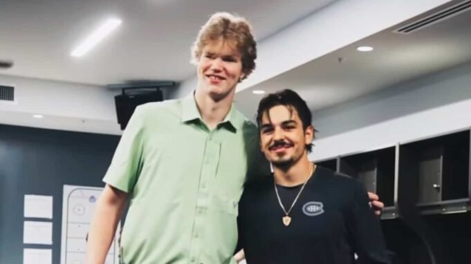 Zikj兄弟在Brant Ford遇到了一個巨人 Zikj兄弟在Brant Ford遇到了一個巨人
