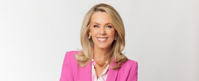 黛博拉·諾維爾(Deborah Norville 黛博拉·諾維爾(Deborah Norville