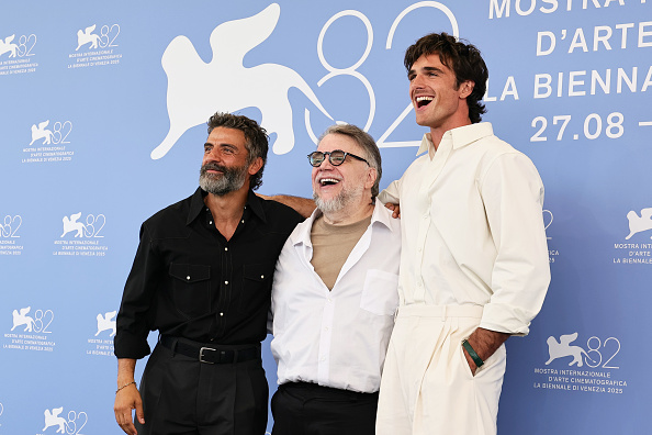 Guillermo del Toro在“ Frankenstein”,Netflix,戲劇和AI上 Guillermo del Toro在“ Frankenstein”,Netflix,戲劇和AI上