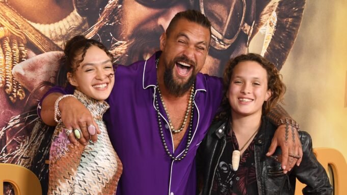 傑森·莫莫亞(Jason Momoa)的情感反應看著兒子在“沙丘:第三部分”中 傑森·莫莫亞(Jason Momoa)的情感反應看著兒子在“沙丘:第三部分”中