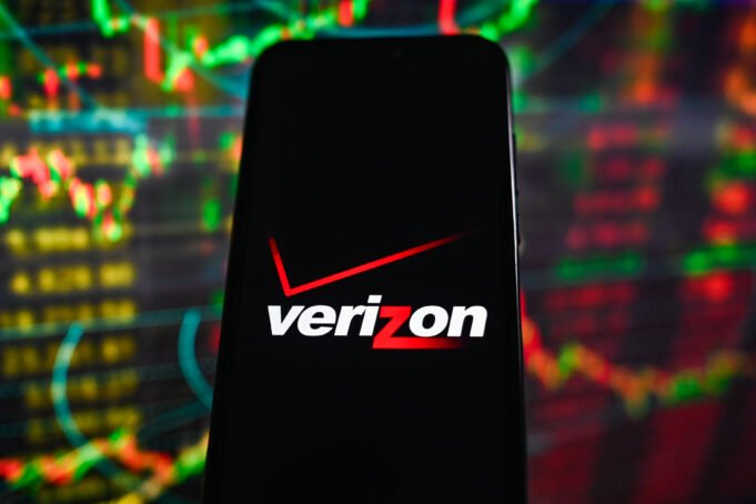 為什麼我的手機在醬汁上? Verizon失敗更新 – 好萊塢生活 為什麼我的手機在醬汁上? Verizon失敗更新 – 好萊塢生活