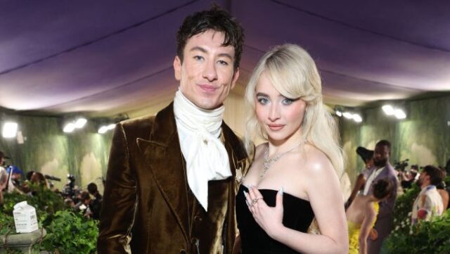 Sabrina Carpenter和Barry Keoghan為什麼要打破? – 好萊塢生活 Sabrina Carpenter和Barry Keoghan為什麼要打破? – 好萊塢生活