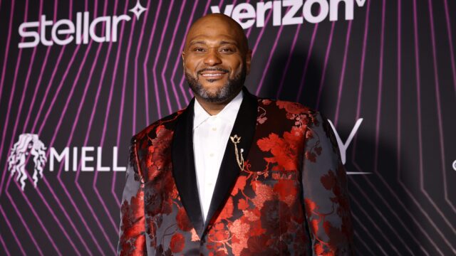 魯本·斯圖達德（Ruben Studdard）仍然與他的“偶像”家庭接近