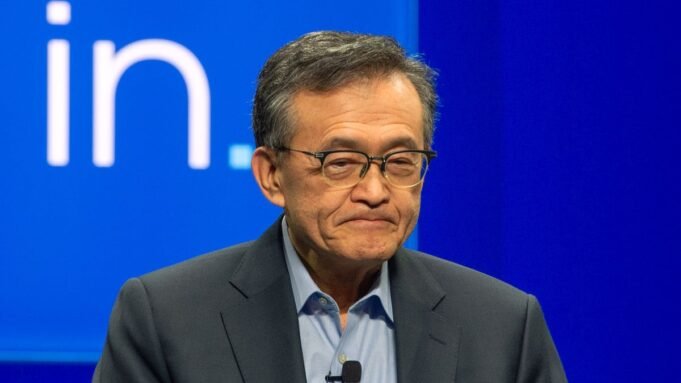 英特爾的首席執行官應立即辭職。 英特爾的首席執行官應立即辭職。