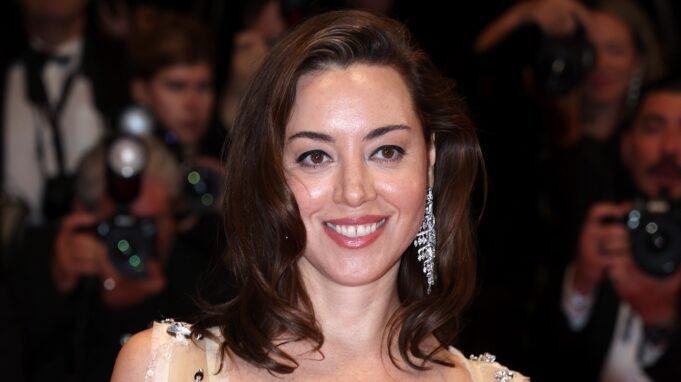 奧布里廣場(Aubrey Plaza)在下一個傳記中扮演海蒂·弗利斯(Heidi Fleiss)的“活潑” 奧布里廣場(Aubrey Plaza)在下一個傳記中扮演海蒂·弗利斯(Heidi Fleiss)的“活潑”