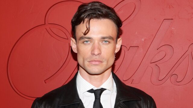 托馬斯·多爾蒂(Thomas Doherty)加入了西摩(Seymour)在百老匯 托馬斯·多爾蒂(Thomas Doherty)加入了西摩(Seymour)在百老匯