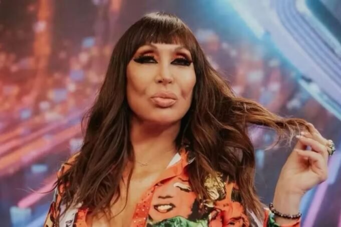 莫里亞·卡桑(Moria Kasan)在表演世界中揭示了一個令人尷尬的事實 莫里亞·卡桑(Moria Kasan)在表演世界中揭示了一個令人尷尬的事實