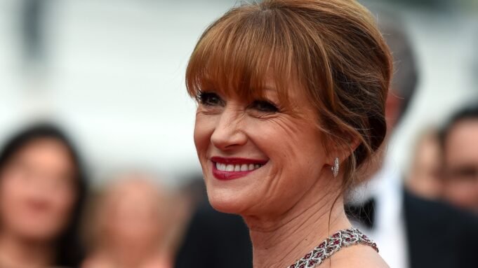 簡·西摩(Jane Seymour)的粉絲要求奎因博士的返回 簡·西摩(Jane Seymour)的粉絲要求奎因博士的返回