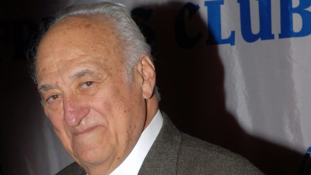 傑里·阿德勒(Jerry Adler),《女高音》和《好co -actor》於96年去世 傑里·阿德勒(Jerry Adler),《女高音》和《好co -actor》於96年去世