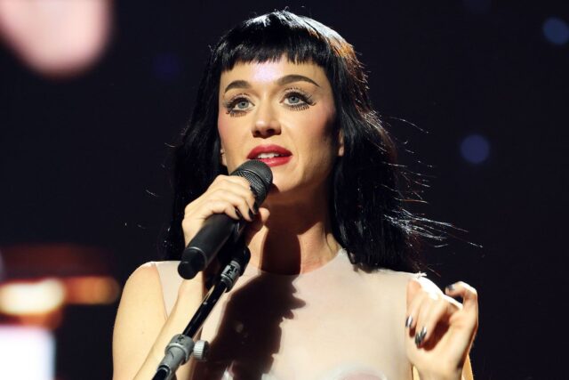 凱蒂·佩里（Katy Perry）說，他希望在法律戰爭中與聖塔芭芭拉莊園（Santa Barbara Estate）的前所有者有1500萬美元的“正義”。