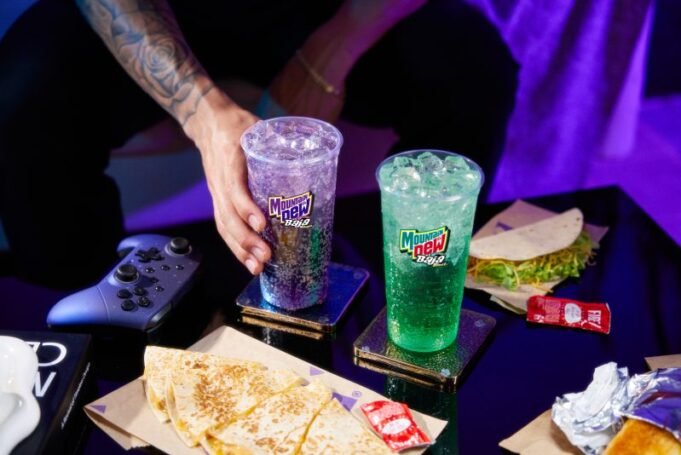 Taco Bell 20年來首次擴展MTN Dew Baja Blast系列