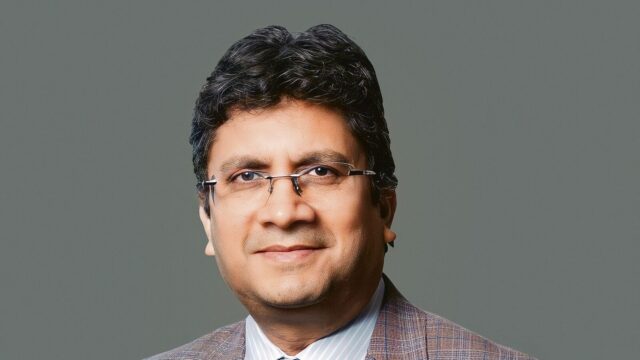 Hul Niranjan Gupta CFO名稱，而Ritesh Tiwari則晉升為聯合利華的全球角色
