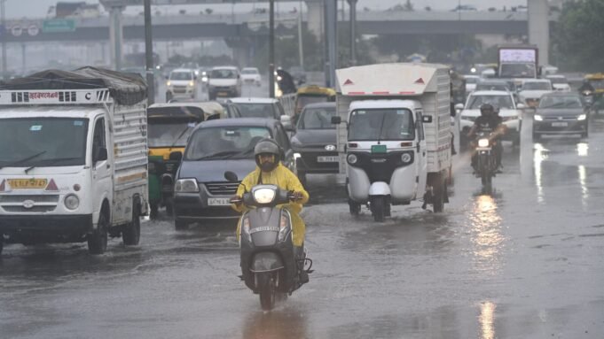 德里天氣警報：國民首都的睫毛大雨，IMD預測淋浴到8月23日
