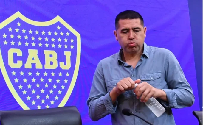 似乎被拒絕了Boca,現在他可以離開本菲卡博卡大三 似乎被拒絕了Boca,現在他可以離開本菲卡博卡大三