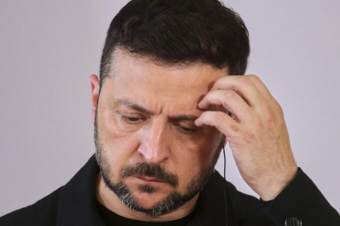 Zelenskyy正式拒絕了著名的烏克蘭領土，說基輔必須是任何談判的一部分
