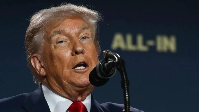 唐納德·特朗普(Donald Trump)否認了俄羅斯化學藥品和肥料進口的知識 唐納德·特朗普(Donald Trump)否認了俄羅斯化學藥品和肥料進口的知識