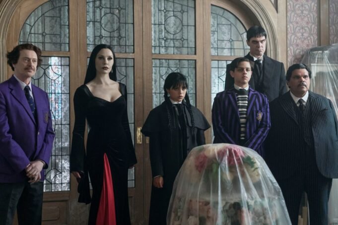 預告片“星期三”第2季:格溫多琳·克里斯蒂(Gwendoline Christie)返回 預告片“星期三”第2季:格溫多琳·克里斯蒂(Gwendoline Christie)返回