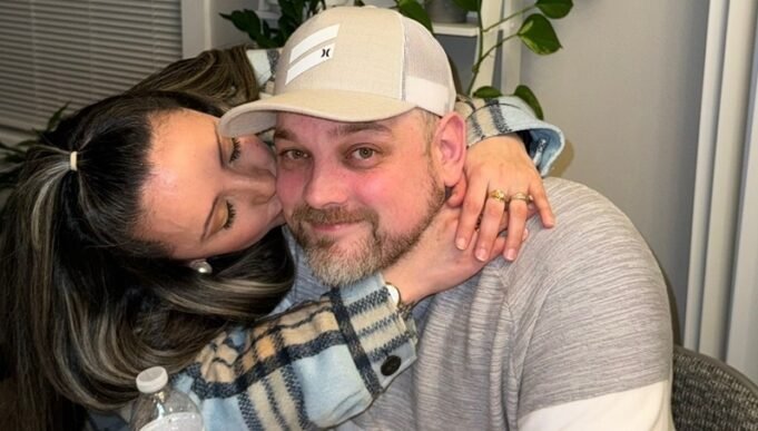 39歲的俄勒岡阿比(Abi)死於玻利維亞的旅行中間 39歲的俄勒岡阿比(Abi)死於玻利維亞的旅行中間