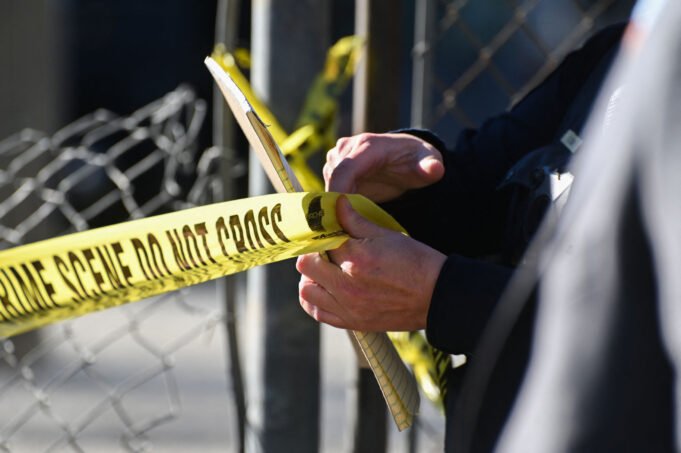 據稱,兩名嫌疑人模仿被德克薩斯州所有者殺害的警察 據稱,兩名嫌疑人模仿被德克薩斯州所有者殺害的警察