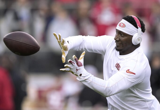 教練在迪博·塞繆爾(Dibo Samuel)中反映,籌集了QB Jayden Daniels 教練在迪博·塞繆爾(Dibo Samuel)中反映,籌集了QB Jayden Daniels