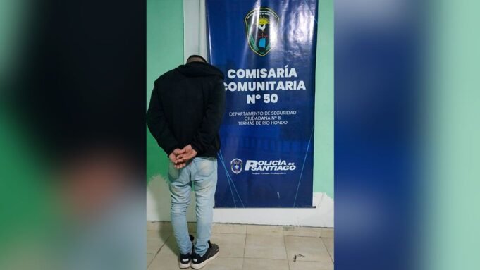 他們逮捕了一個在溫泉中要求性暴力要求的人 他們逮捕了一個在溫泉中要求性暴力要求的人