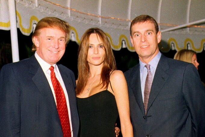 唐納德·特朗普(Donald Trump)和安德魯王子(Prince Andrew)正在“交換有關女性的故事” – 作者 唐納德·特朗普(Donald Trump)和安德魯王子(Prince Andrew)正在“交換有關女性的故事” – 作者