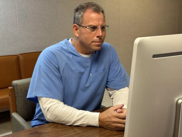 erik-menendez-hearing-parole-aug-21.webp.jpeg