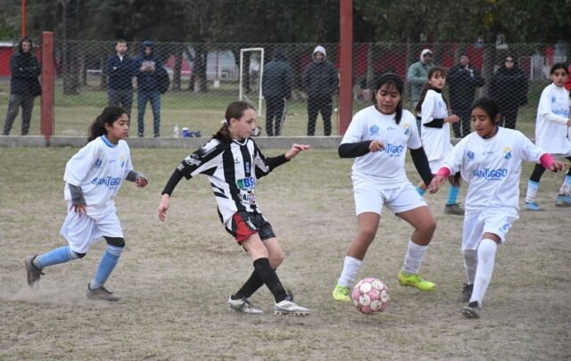 futbol-femenino-521538-194433.jpg