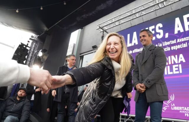 儘管有石頭，但La Libertad仍在布宜諾斯艾利斯競選。