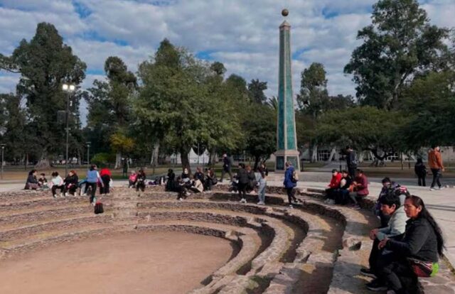 該市將於下週一在會議花園舉行以紀念Dardo del ValleGómez 該市將於下週一在會議花園舉行以紀念Dardo del ValleGómez