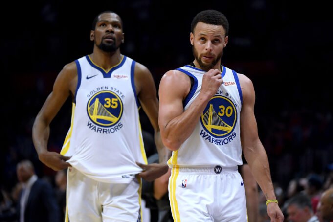 來自惡魔的史蒂夫·庫裡(Steve Curry)凱文·杜蘭特(Kevin Durant)說MVP最終勝利 來自惡魔的史蒂夫·庫裡(Steve Curry)凱文·杜蘭特(Kevin Durant)說MVP最終勝利