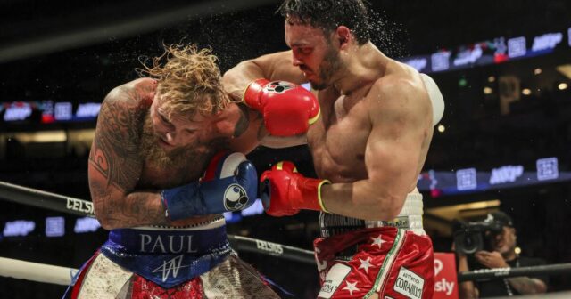 拳擊手Julio Caesar Chavez Junior被驅逐到墨西哥