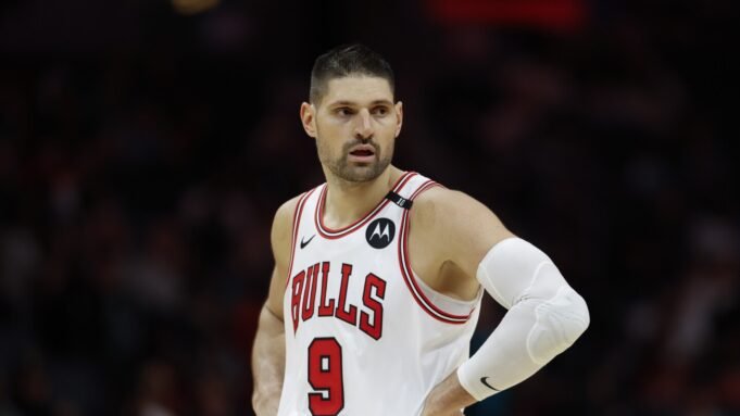 公牛管理尼古拉·沃切維奇(Nikola Vucevic)對獸醫等商業謠言的管理”,總有謠言。其中大多數都是錯誤的。 公牛管理尼古拉·沃切維奇(Nikola Vucevic)對獸醫等商業謠言的管理”,總有謠言。其中大多數都是錯誤的。
