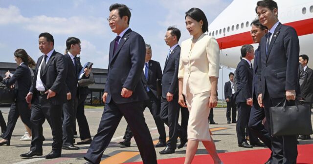 urnpublicidap.org5b0c10e77840a78d60fdde2782977c56Japan_South_Korea_42008.jpg