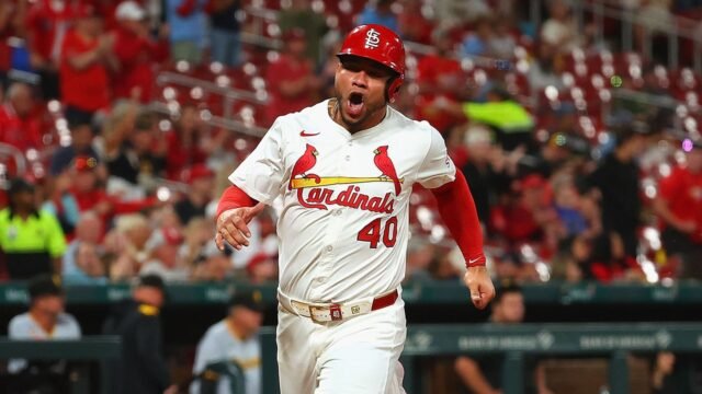 willson-contreras-st-louis-cardinals-082625-3.jpg
