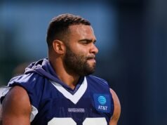 妹妹自殺身亡的牛仔明星向馬肖恩的膝蓋致以溫馨的哀悼