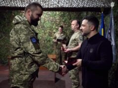 火箭彈和無人機襲擊了基輔的平民,導致房屋和大使館著火。澤連斯基:“俄羅斯是恐怖分子”